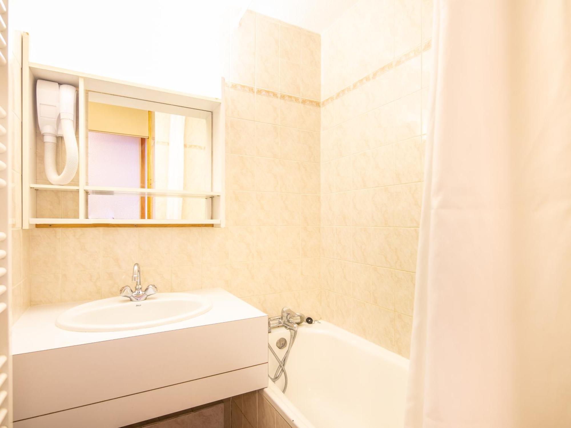 Vacanceole - Residence Le Sappey - Doucy Ла-Лешер Екстер'єр фото